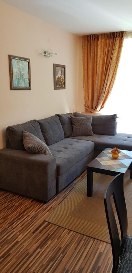 Apartment With Green Terrace Burgasz Kültér fotó